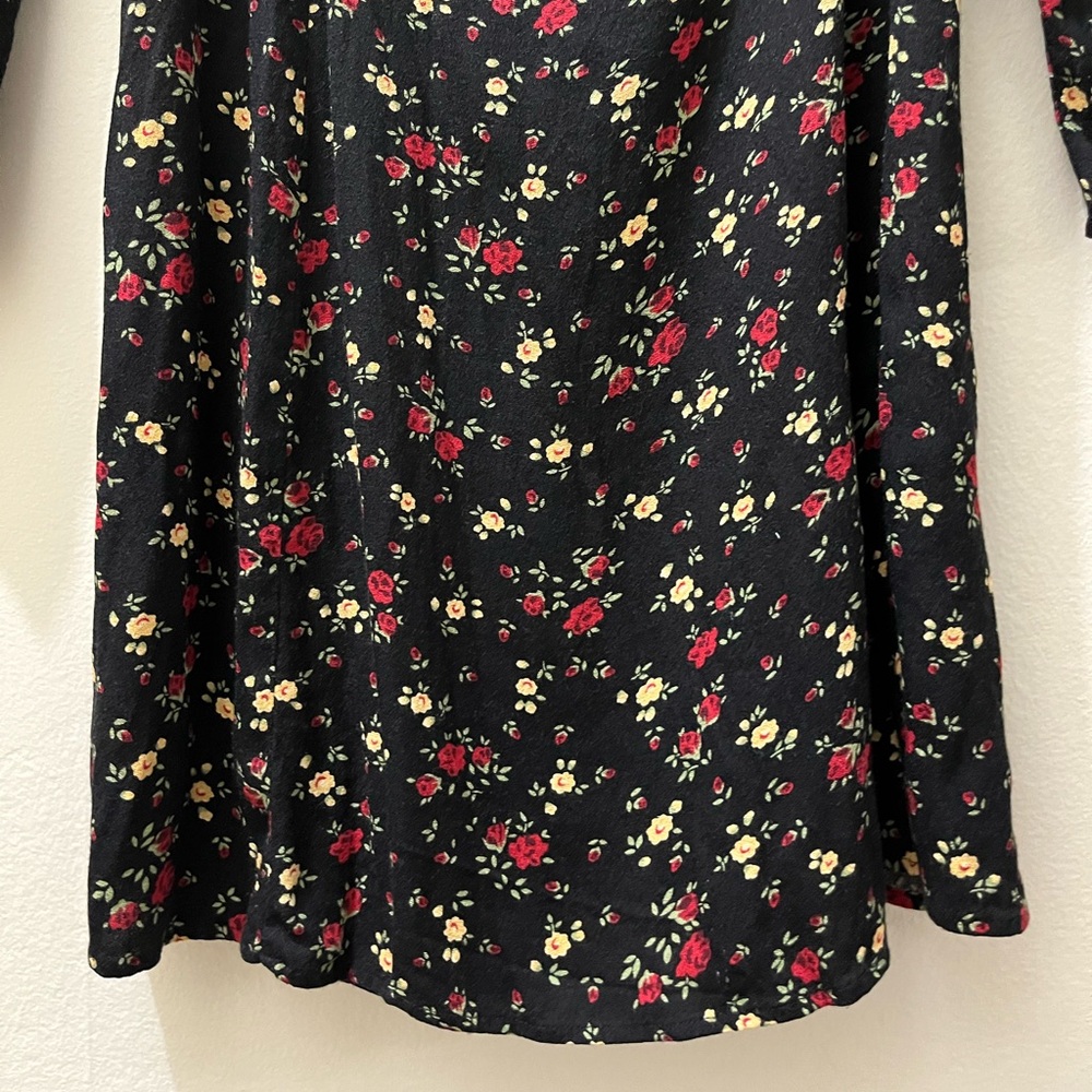 Reformation Sydney Dress in Rebecca, Size 6 - Picture 8 of 12